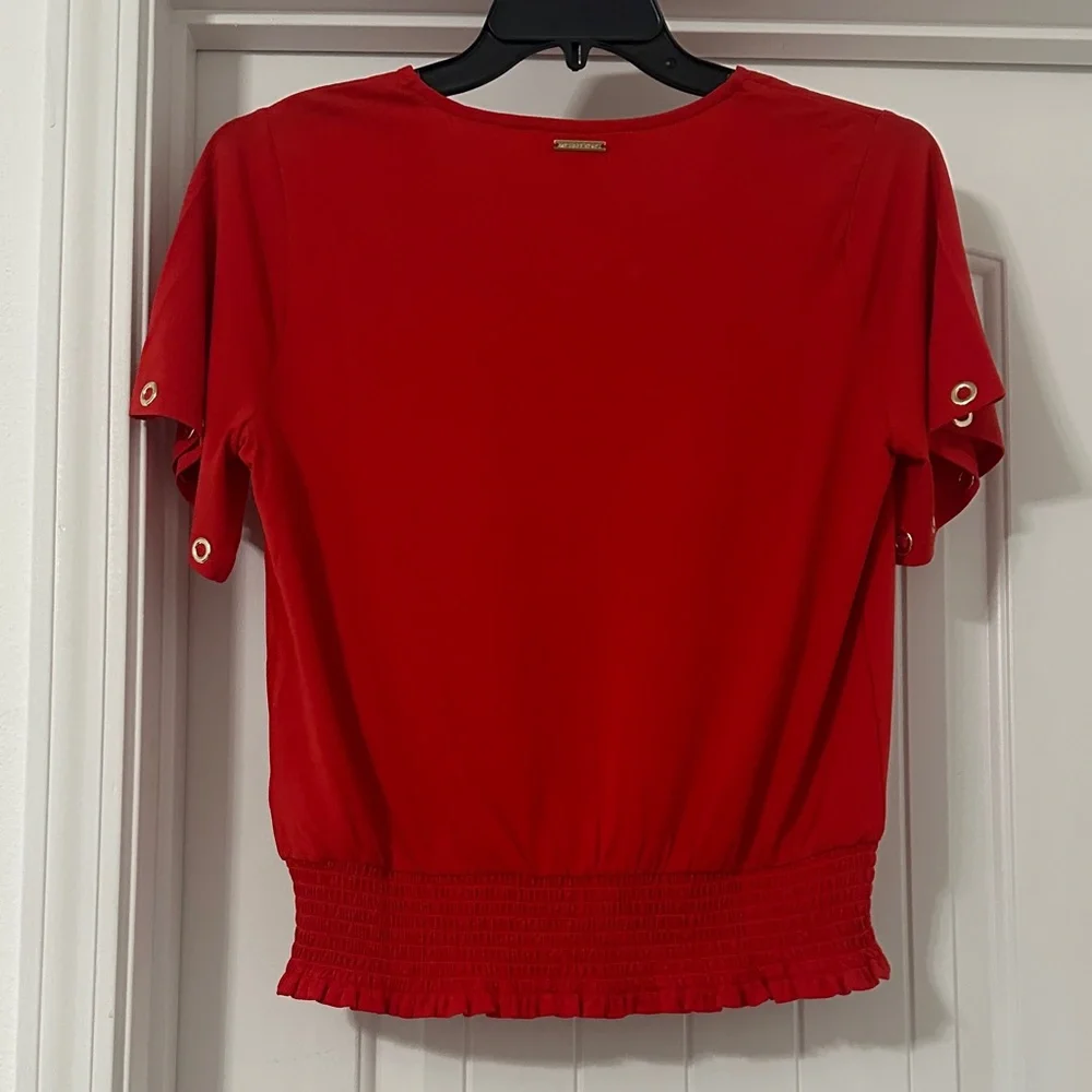 Michael Kors Vivid Red Blouse with Grommet Sleeves NWT Size M - Picture 4 of 4